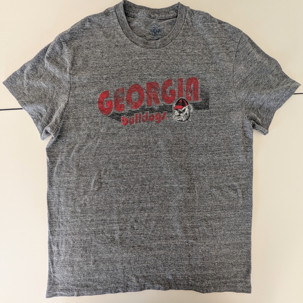 UGA Georgia Bulldogs Graphic Tee Womens Medium Gray NCAA Football - Picture 3 of 10